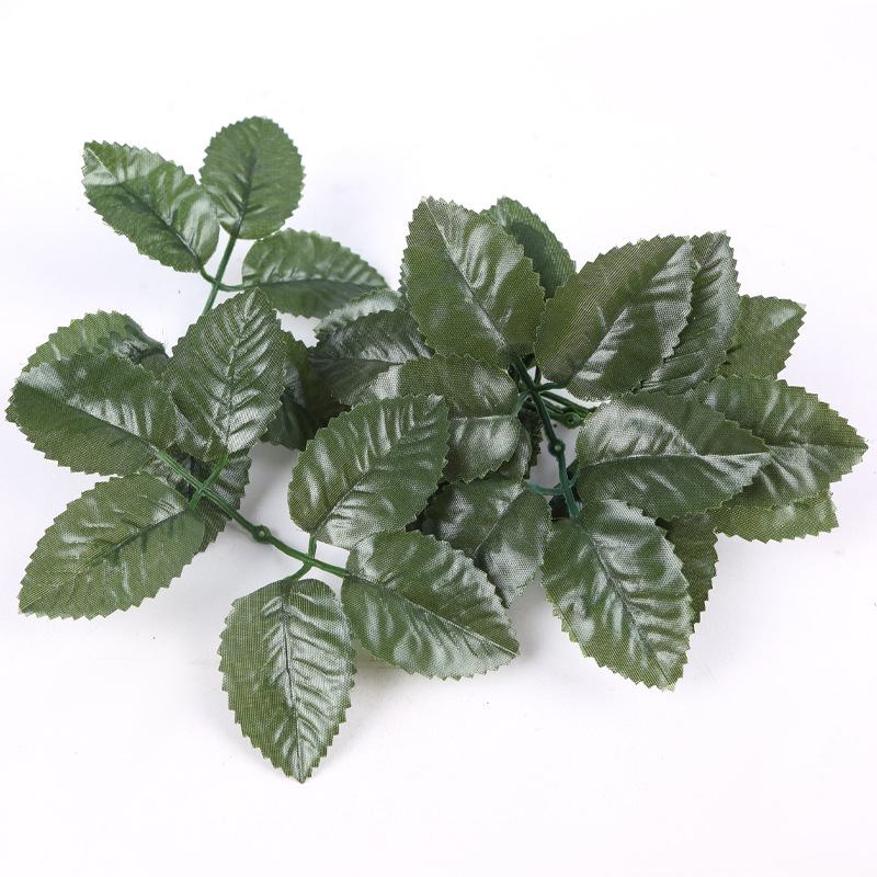 Lá Hồng Giả Cắm Hoa Cao Cấp 1 (Nửa Kg)